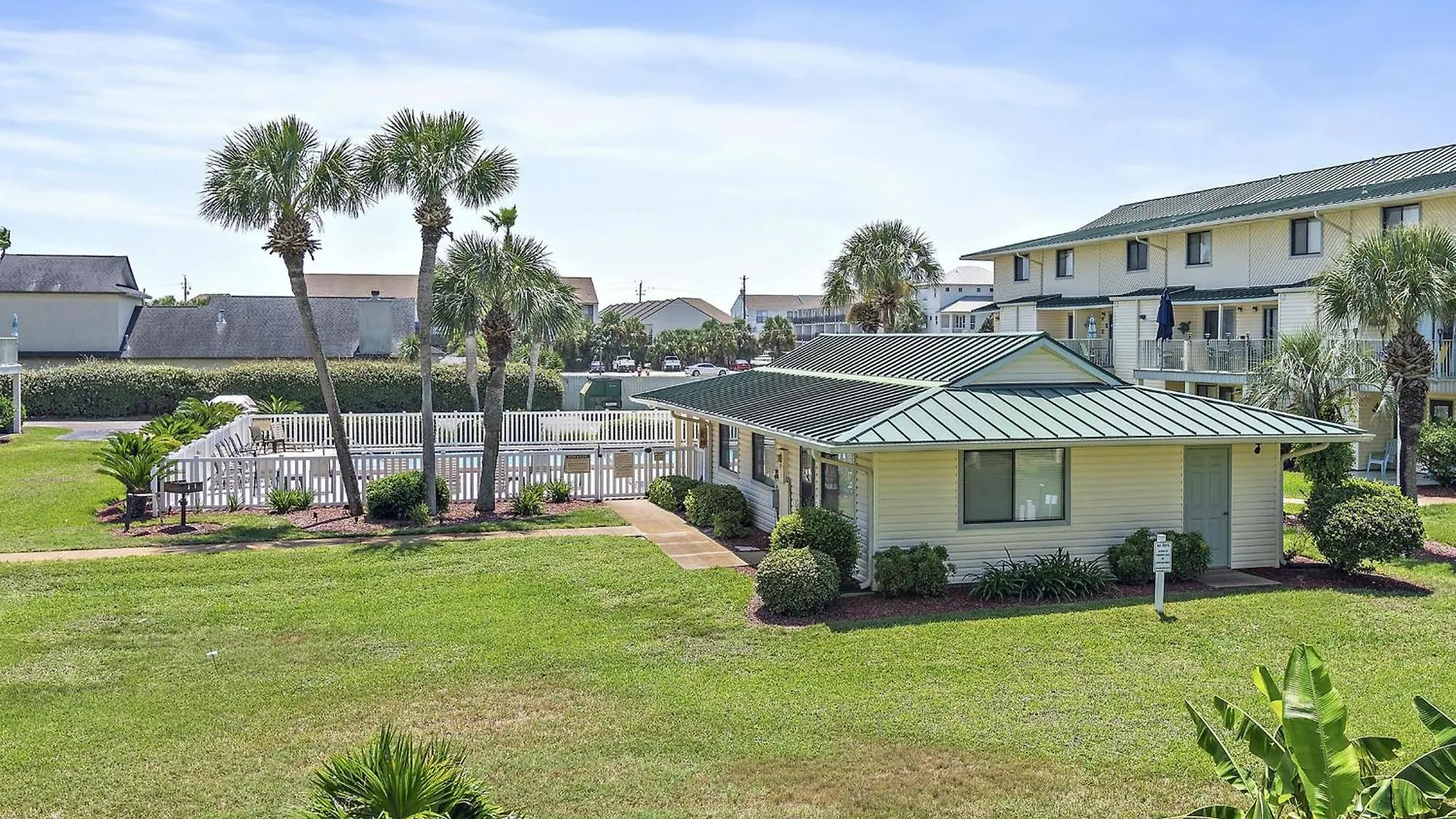 Holiday home Sandprints C10 Destin